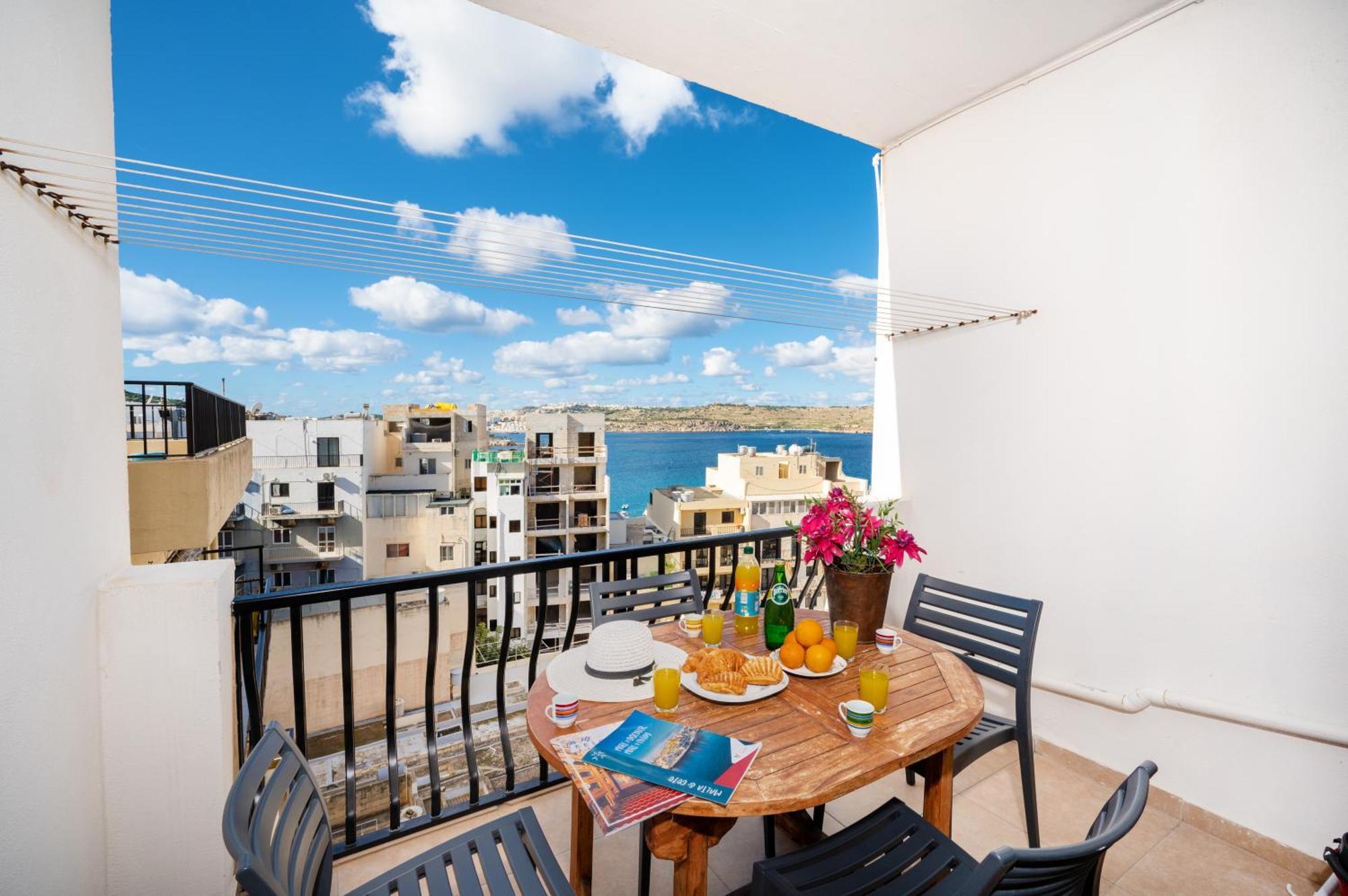 Seashells Apartments With Terrace, Just Off The Seafront In Bugibba - By Getawaysmalta San Pawl il-Baħar Eksteriør bilde