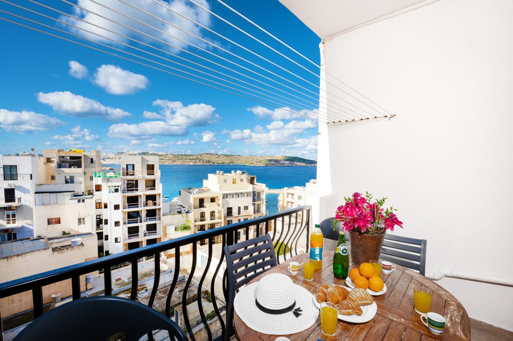 Seashells Apartments With Terrace, Just Off The Seafront In Bugibba - By Getawaysmalta San Pawl il-Baħar Eksteriør bilde