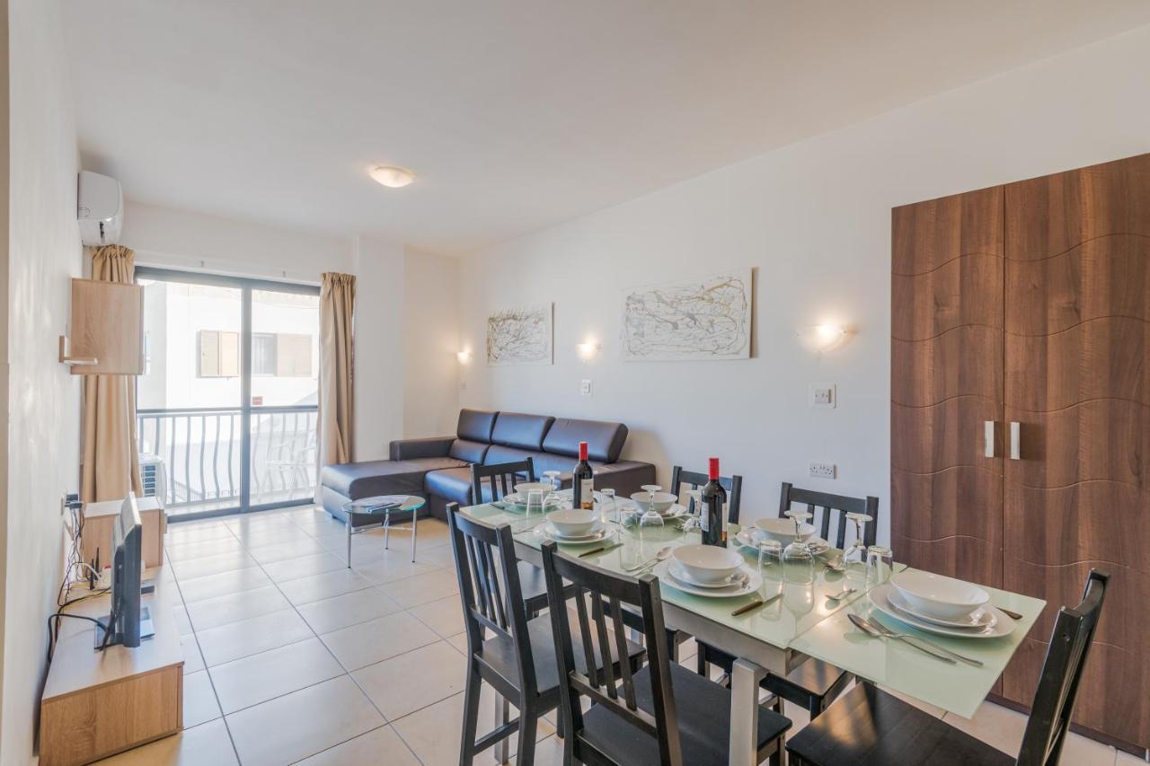 Seashells Apartments With Terrace, Just Off The Seafront In Bugibba - By Getawaysmalta San Pawl il-Baħar Eksteriør bilde