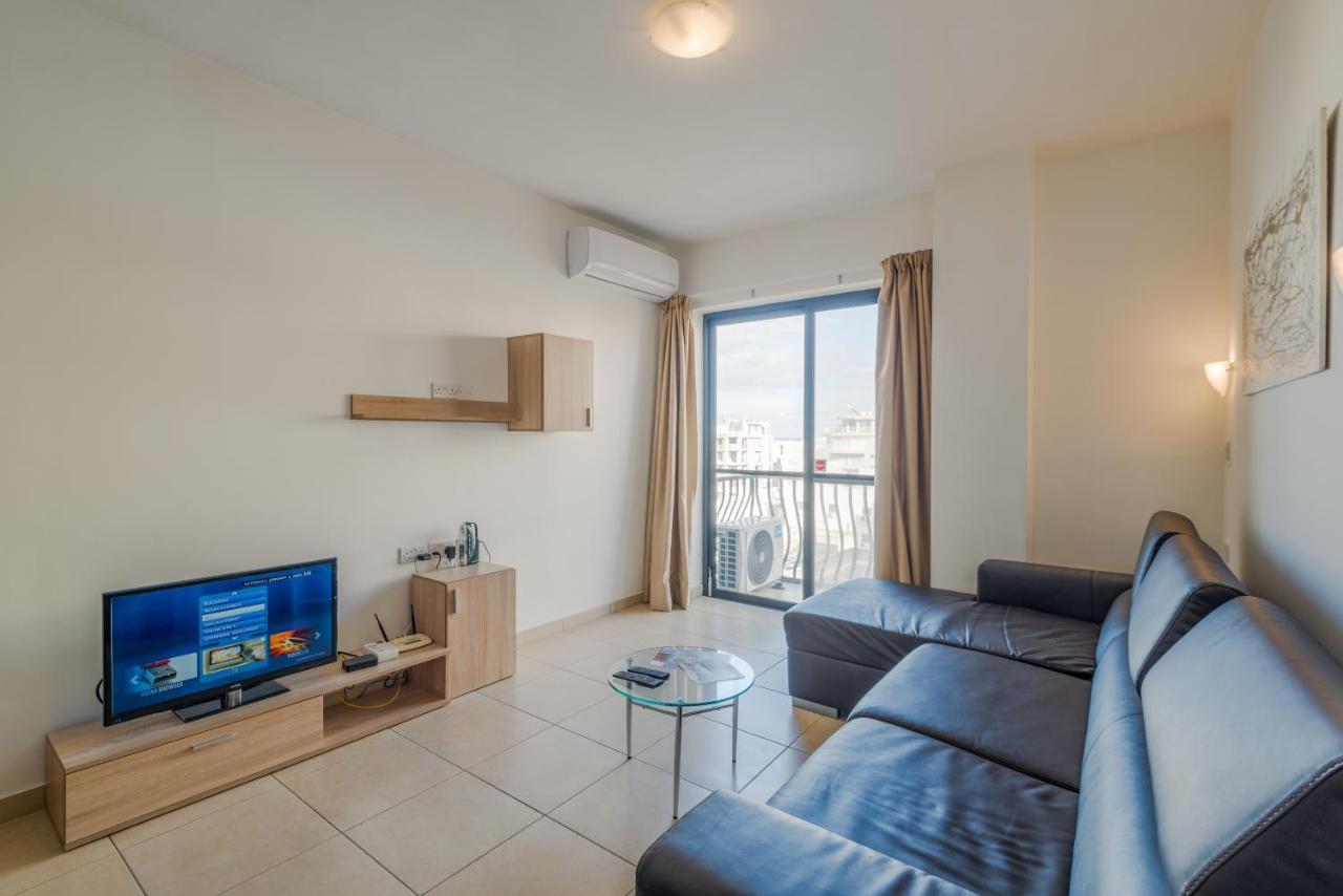 Seashells Apartments With Terrace, Just Off The Seafront In Bugibba - By Getawaysmalta San Pawl il-Baħar Eksteriør bilde